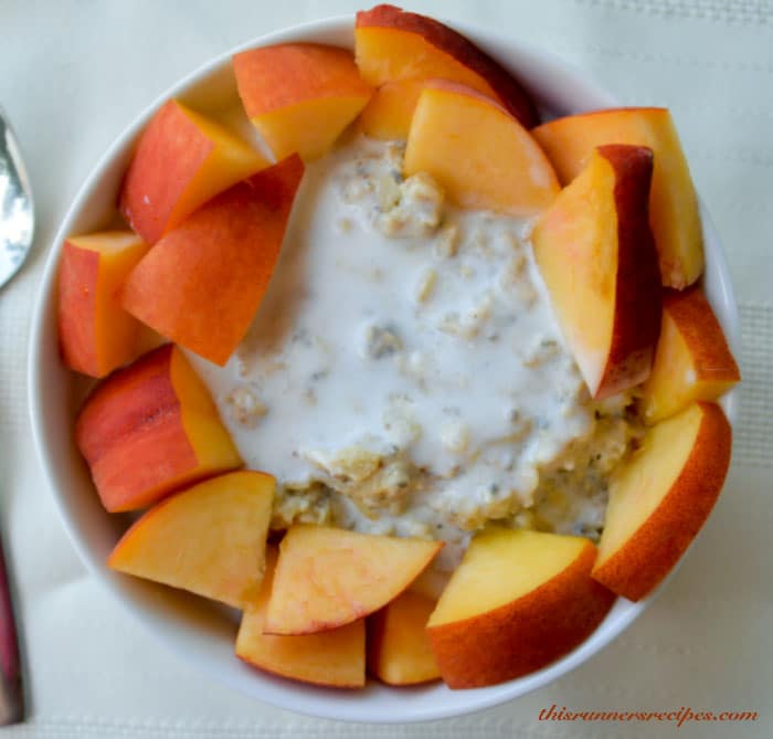 Peaches and Cream Kefir Oatmeal