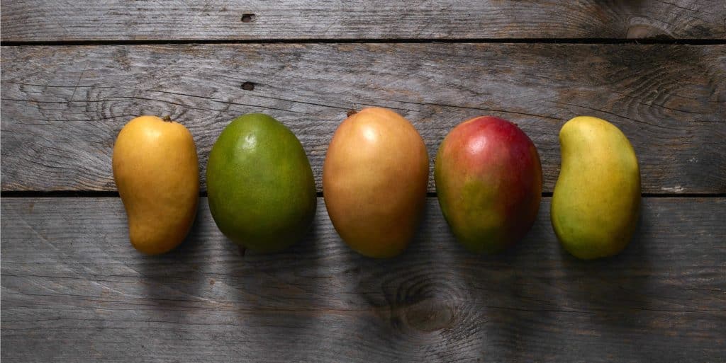 The Benefits of Mangos for Runners #mangos #fitfluential #ad